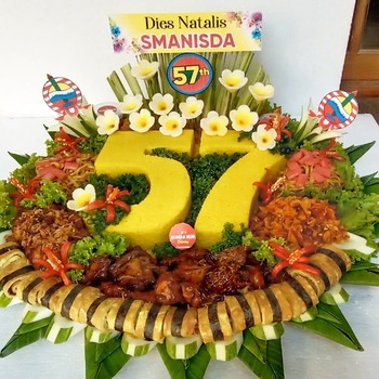 Bunda Nur Catering nasi kotak nasi kuning tumpeng