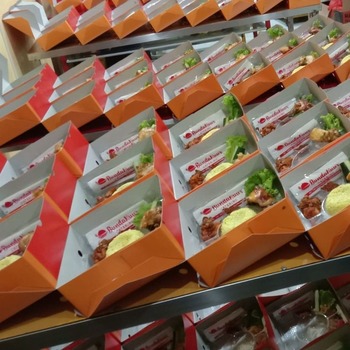 Bunda Nur Catering nasi kotak nasi kuning tumpeng