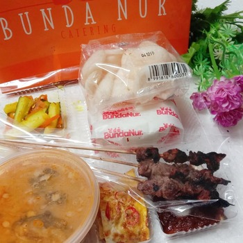 Bunda Nur Catering nasi kotak nasi kuning tumpeng