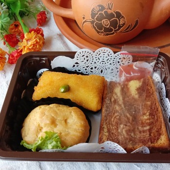 Bunda Nur Catering nasi kotak nasi kuning tumpeng